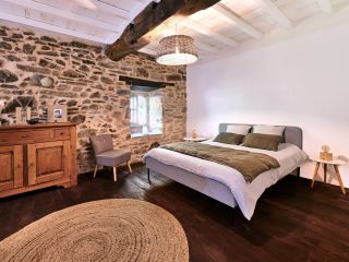 maison 10 Pièces en vente sur SARE (64310)