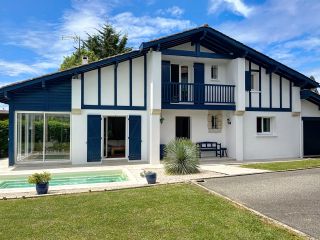 house 6 Rooms for sale on ST JEAN DE LUZ (64500)