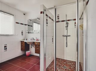 house 7 Rooms for sale on AHETZE (64210)