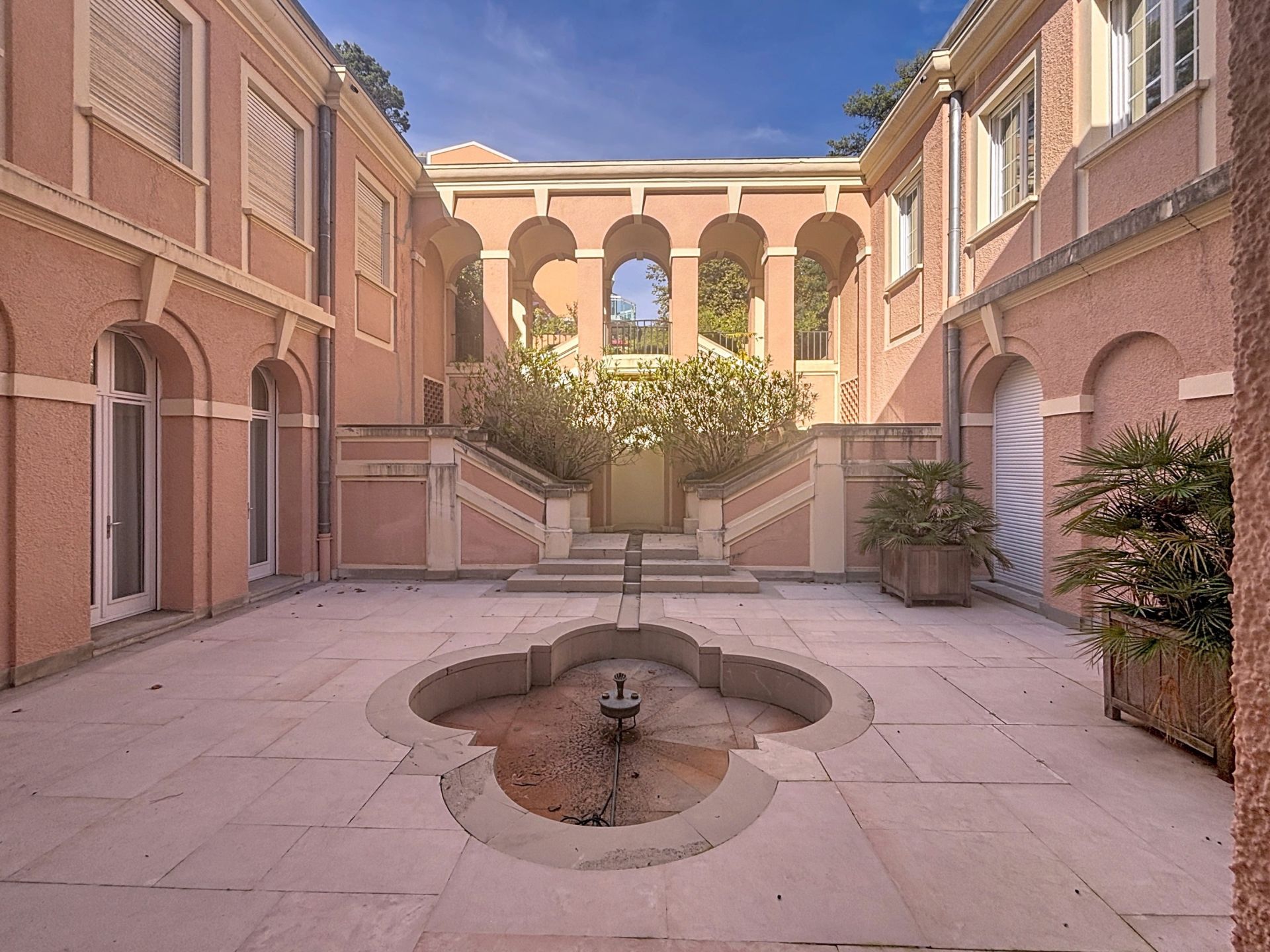 apartment 6 Rooms for sale on BIARRITZ (64200)