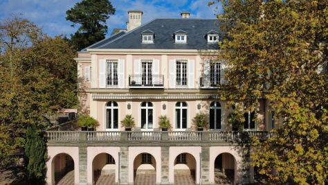 apartment 6 Rooms for sale on BIARRITZ (64200) Sale Apartment Biarritz 6 Rooms 208 m²