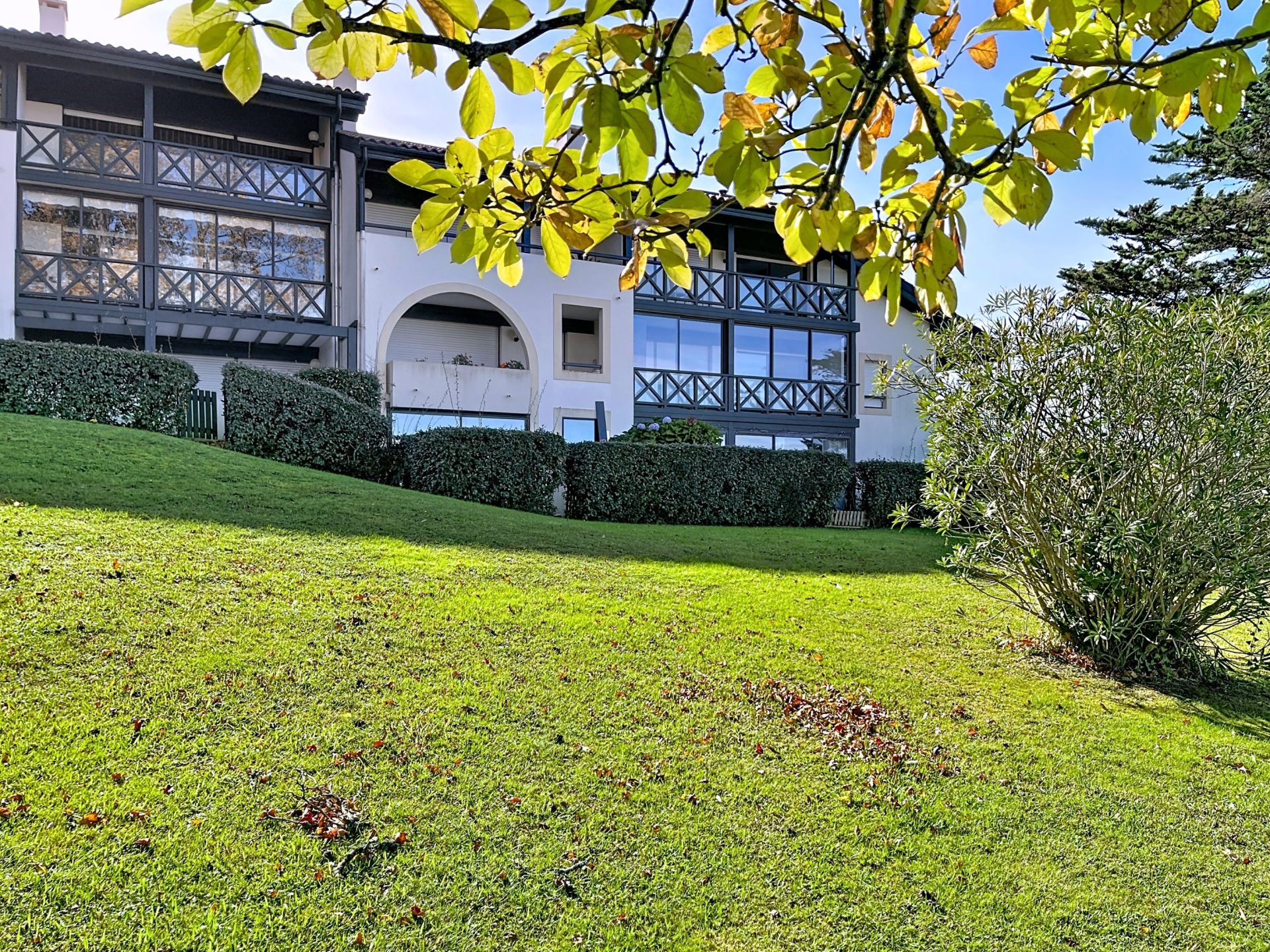 apartment 5 Rooms for sale on CIBOURE (64500)