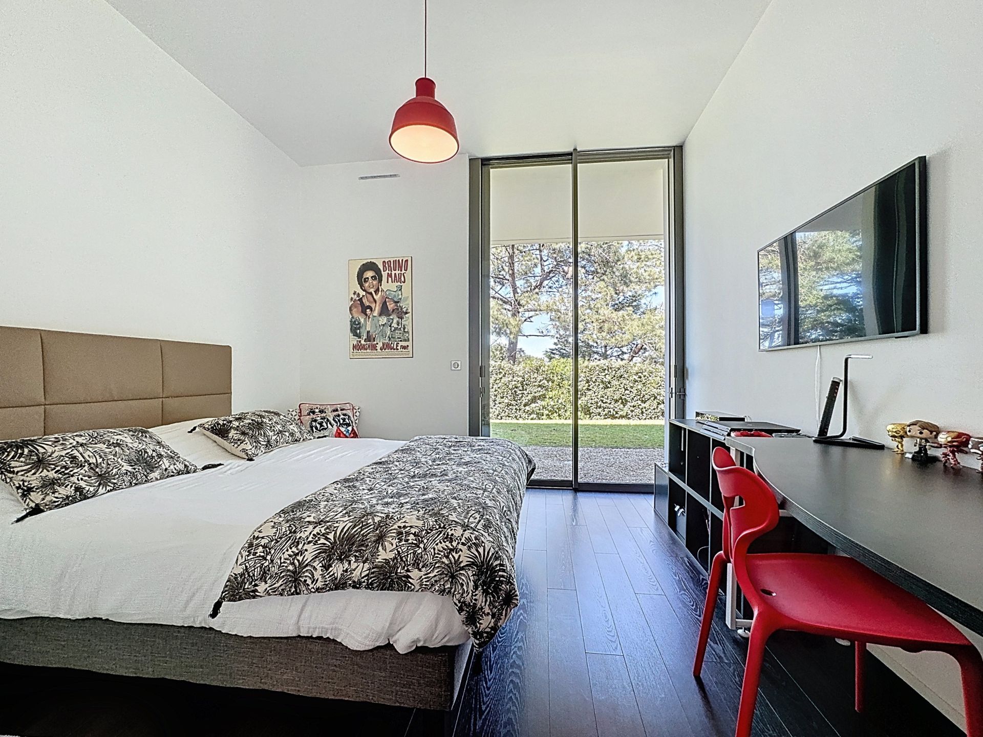 house 9 Rooms for sale on BIARRITZ (64200)