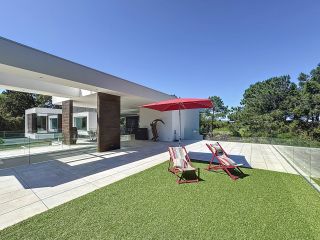 house 9 Rooms for sale on BIARRITZ (64200)