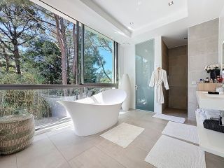 house 9 Rooms for sale on BIARRITZ (64200)