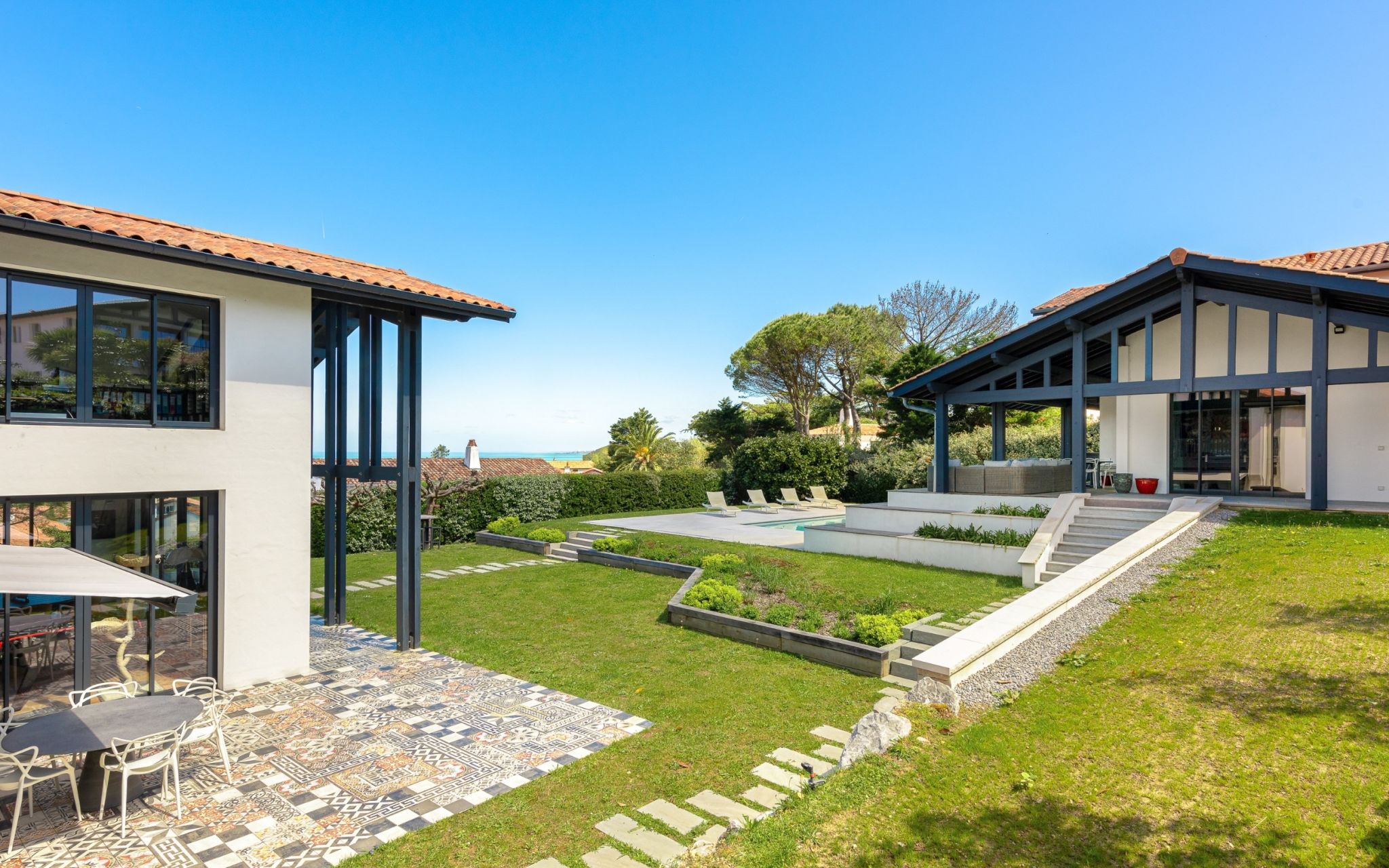 house 11 Rooms for sale on ST JEAN DE LUZ (64500)