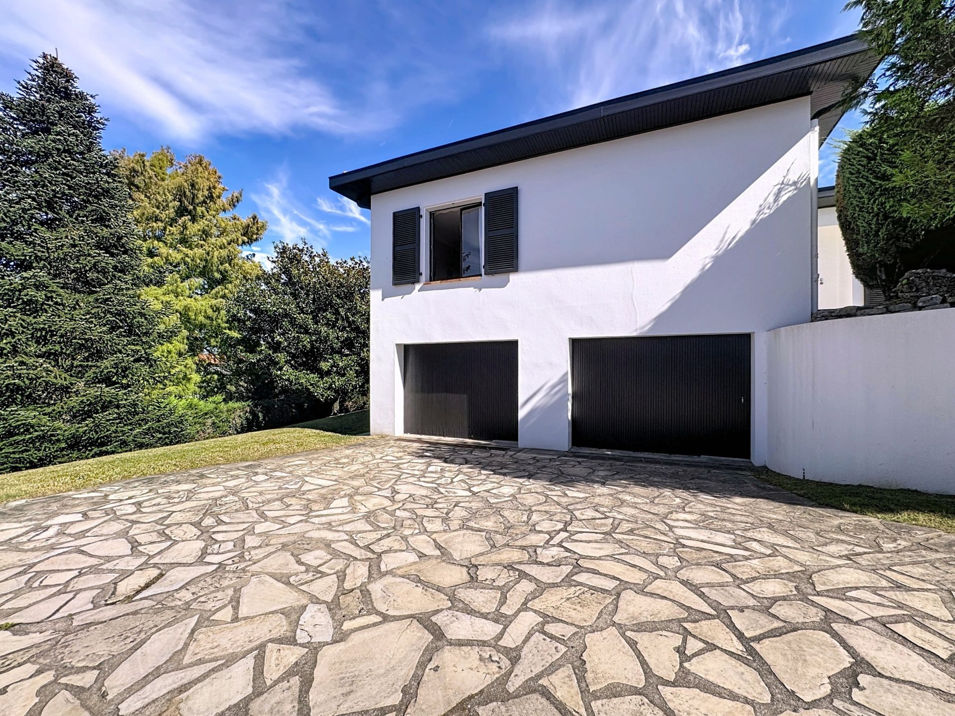 house 7 Rooms for sale on ANGLET (64600)