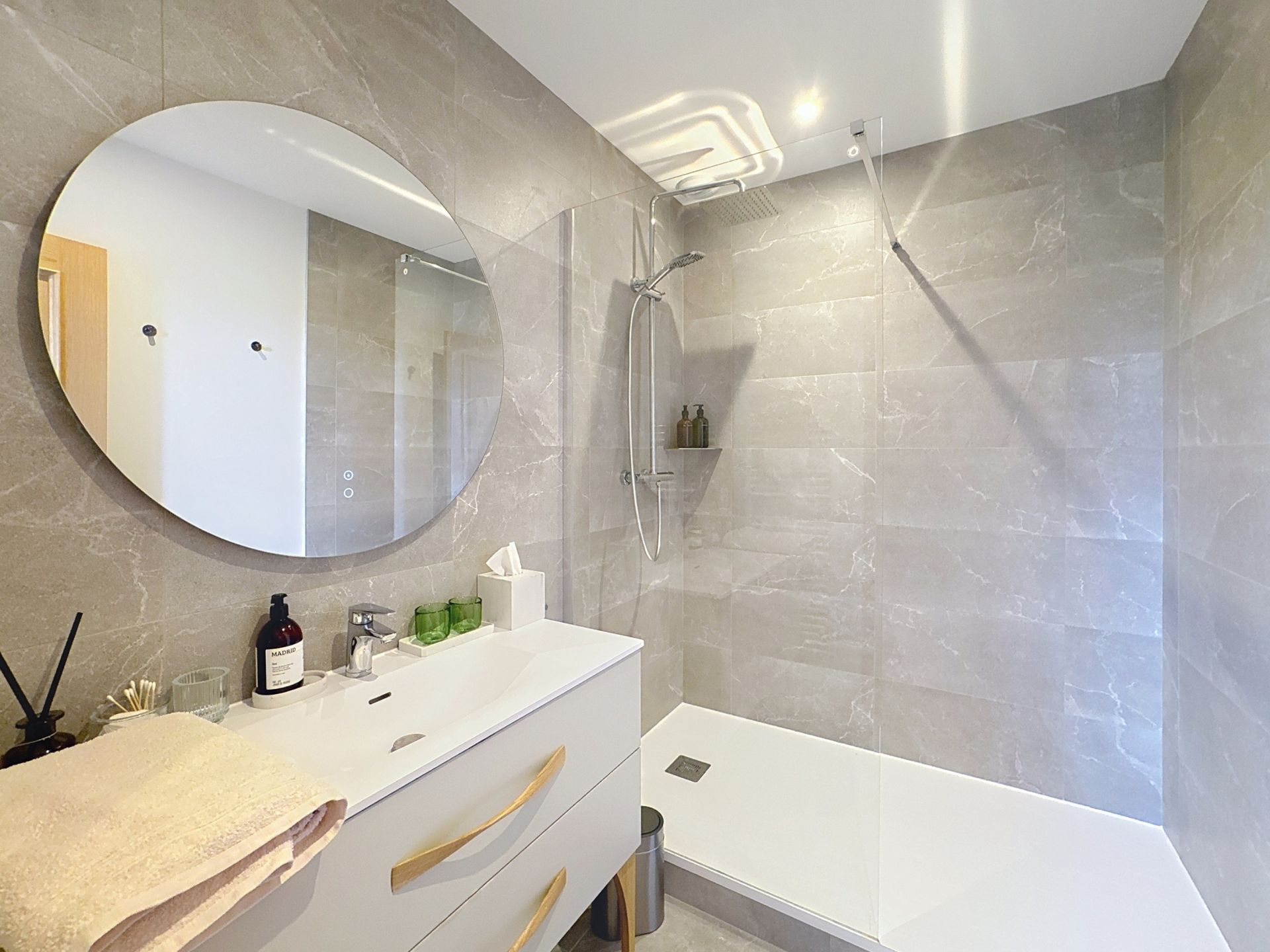 house 11 Rooms for sale on GUICHE (64520)