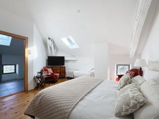 house 11 Rooms for sale on GUICHE (64520)