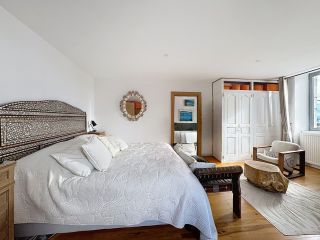 house 11 Rooms for sale on GUICHE (64520)