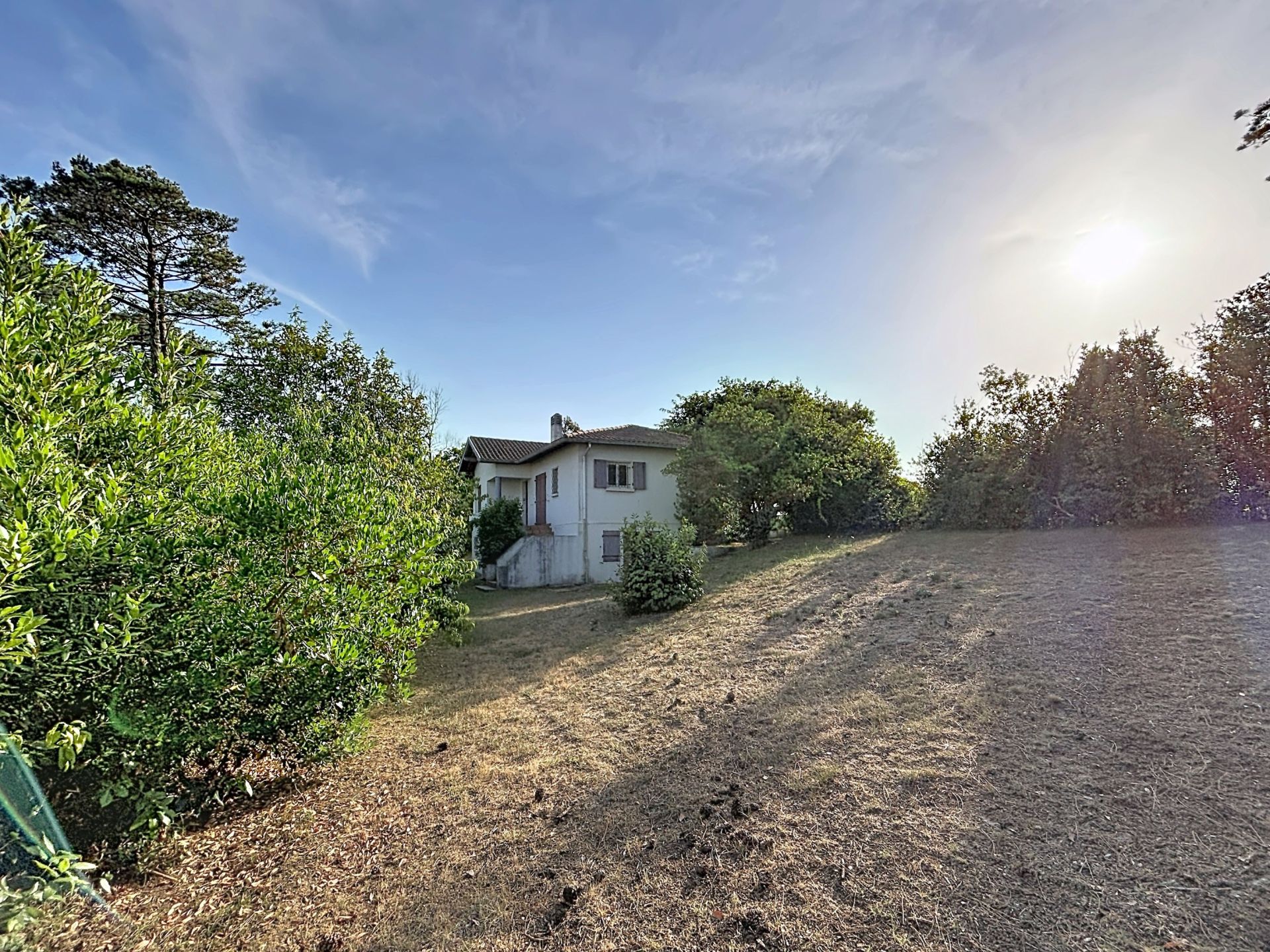 house 5 Rooms for sale on ANGLET (64600)