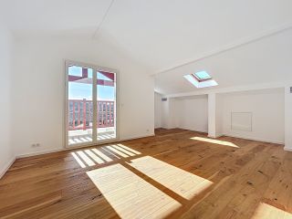 house 7 Rooms for sale on BIDART (64210)