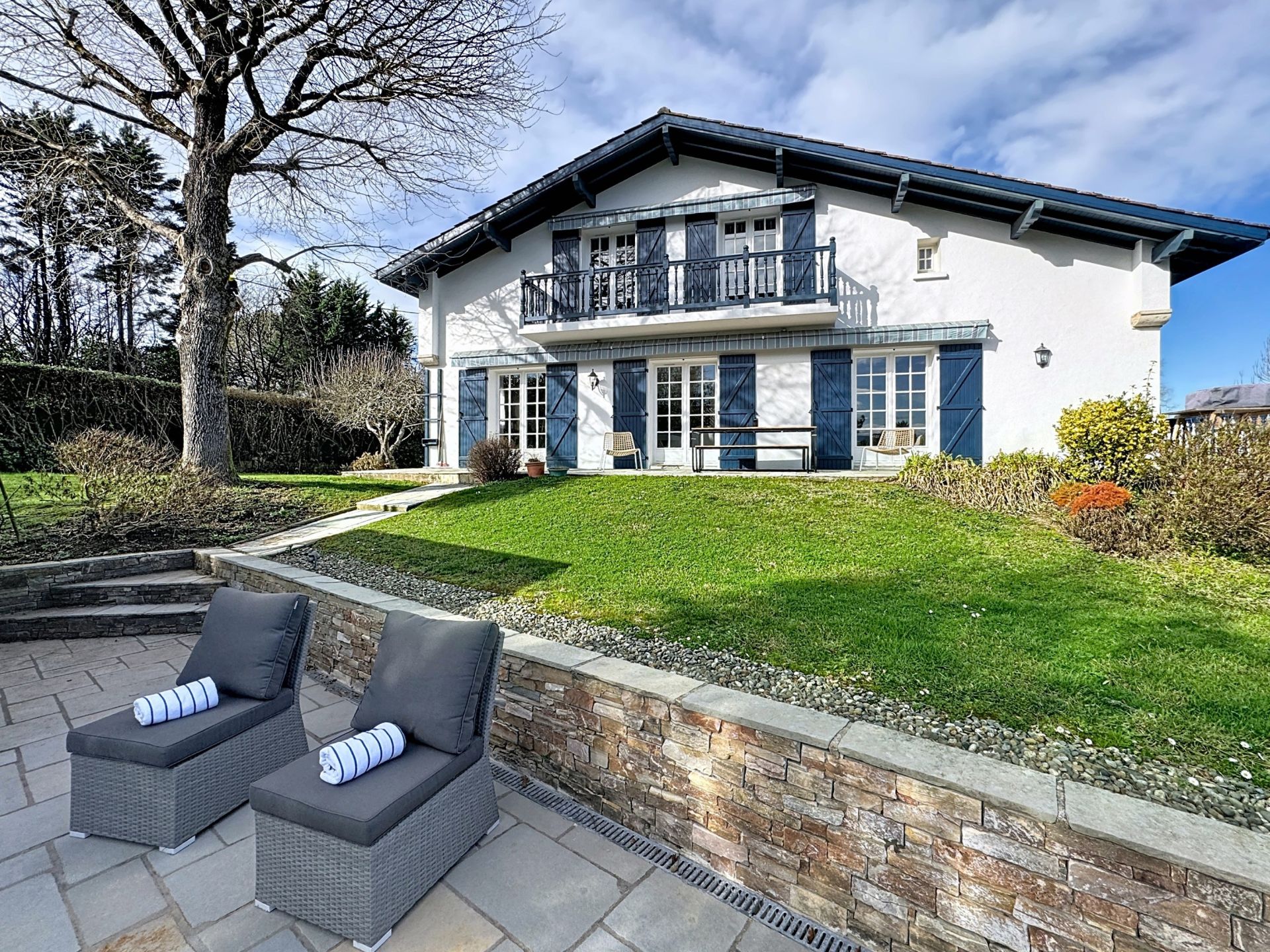 maison 7 Pièces en vente sur ARBONNE (64210)