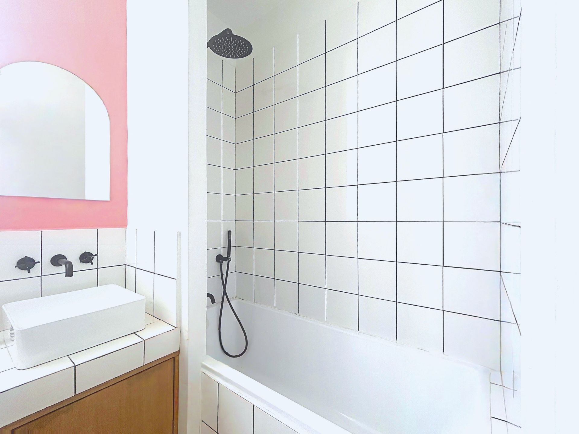 house 7 Rooms for sale on BIARRITZ (64200)