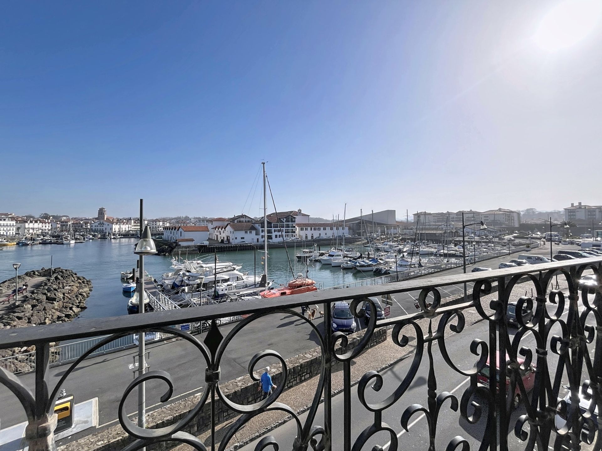 appartement 5 Pièces en vente sur CIBOURE (64500)