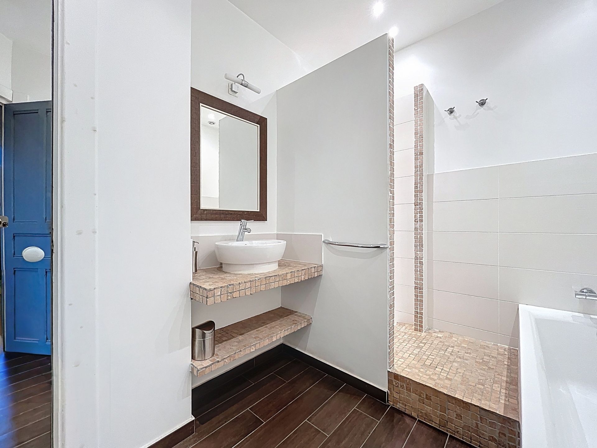 appartement 5 Pièces en vente sur CIBOURE (64500)