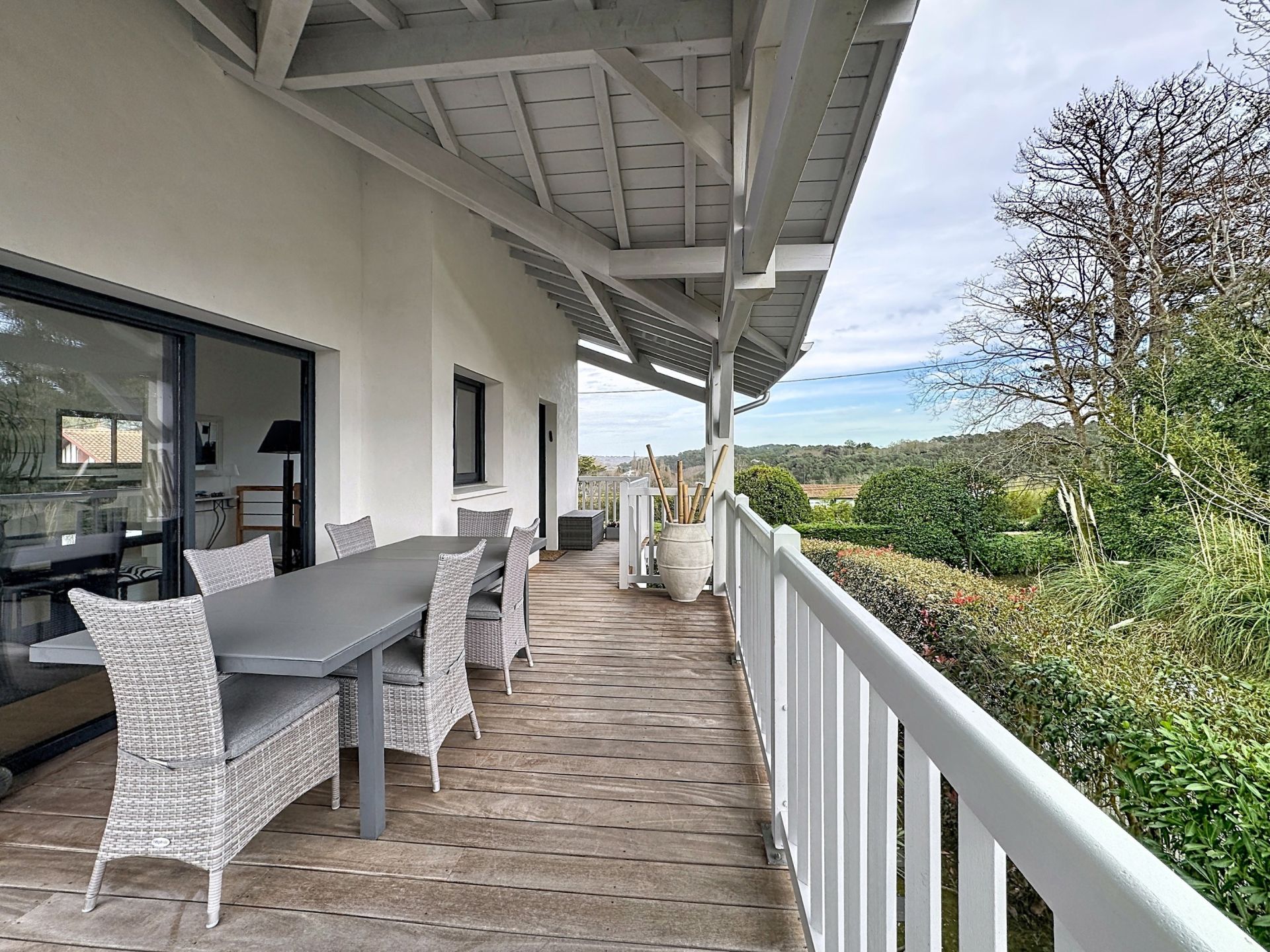 house 5 Rooms for sale on GUETHARY (64210)