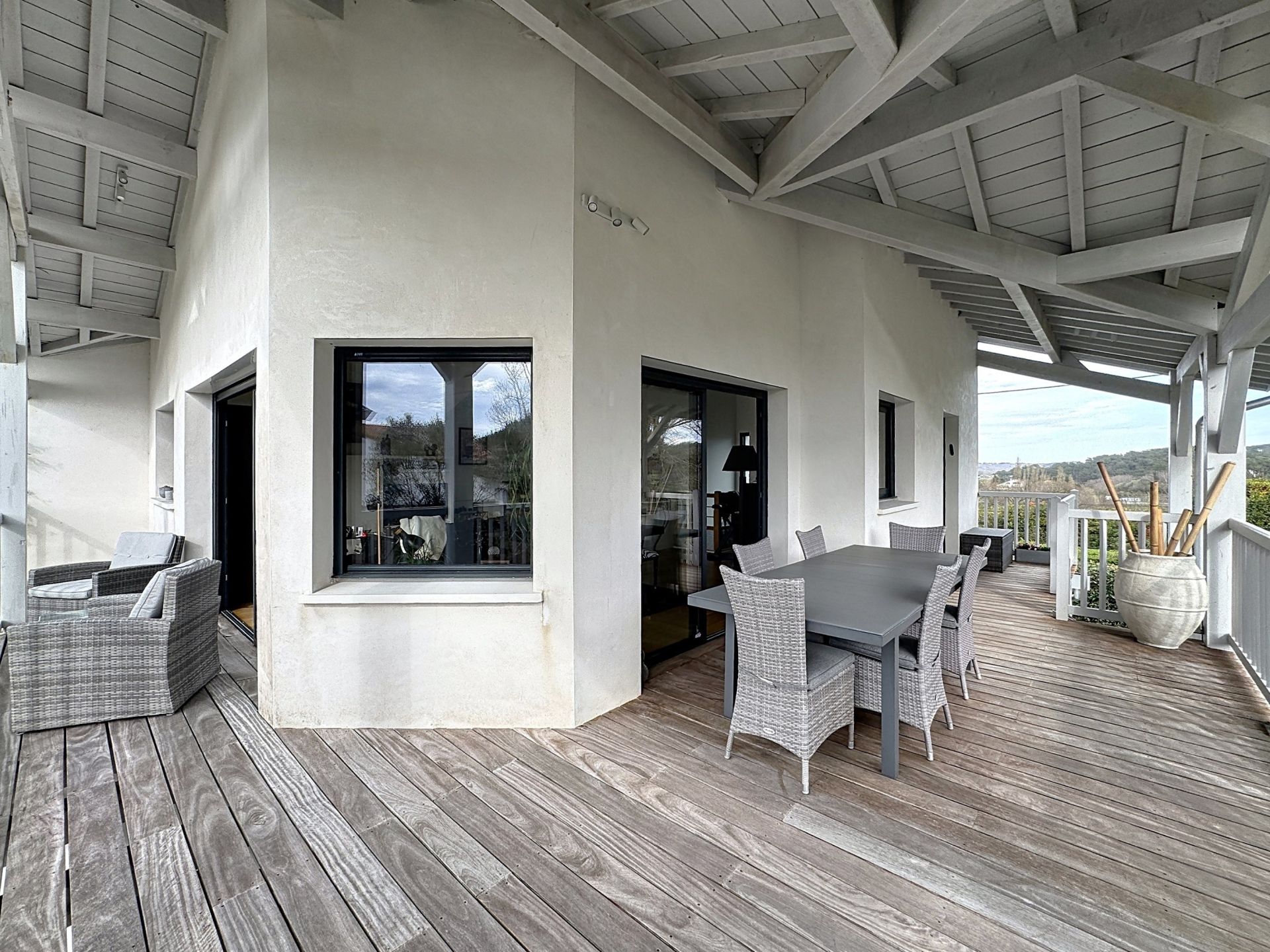 house 5 Rooms for sale on GUETHARY (64210)