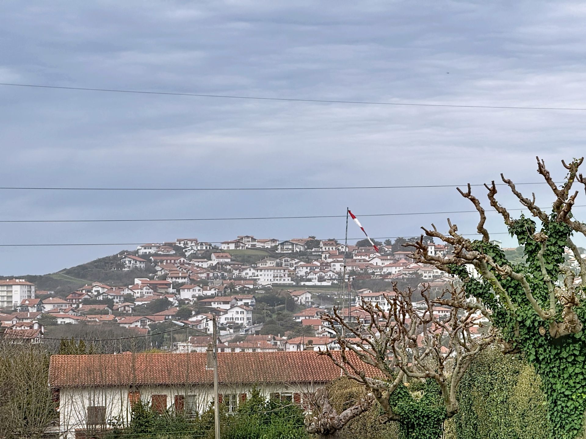 house 5 Rooms for sale on GUETHARY (64210)