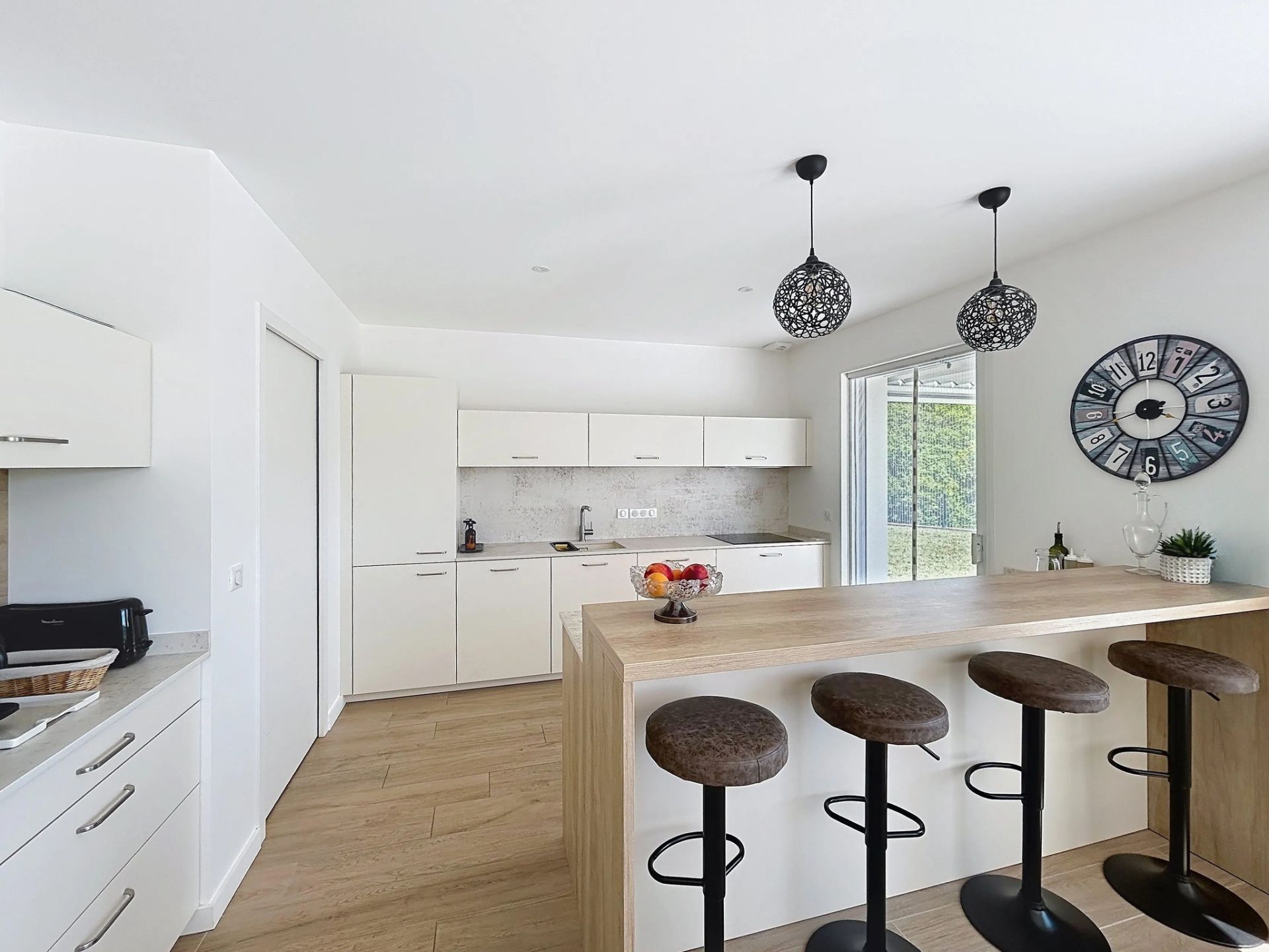 house 11 Rooms for sale on ARCANGUES (64200)