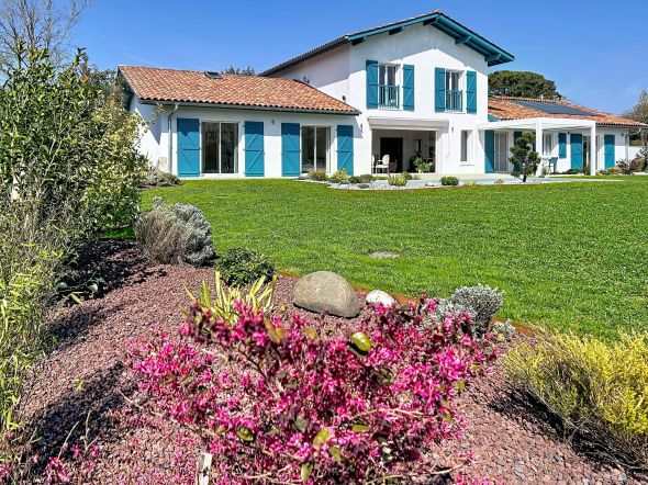 Sale House Arcangues 11&nbsp;Rooms 260&nbsp;m²