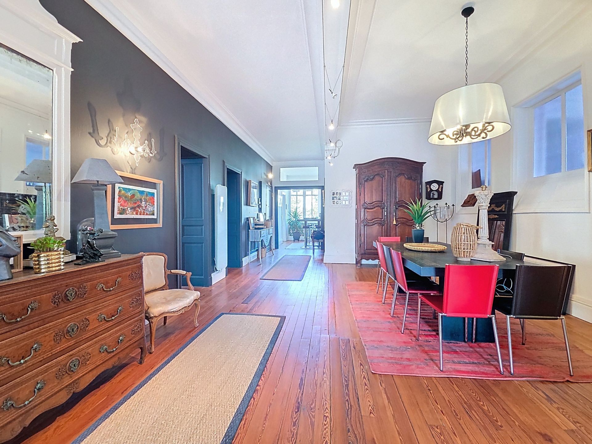 apartment 5 Rooms for sale on BIARRITZ (64200)