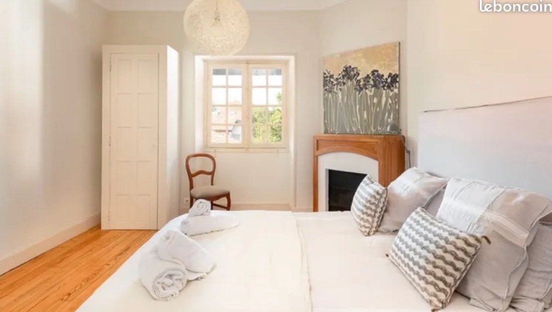 house 14 Rooms for sale on BIARRITZ (64200)