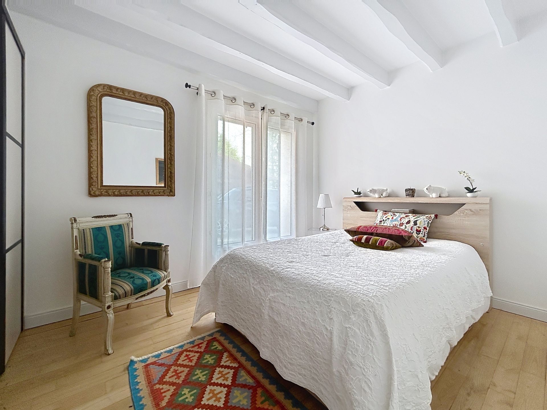 house 7 Rooms for sale on LARRESSORE (64480)