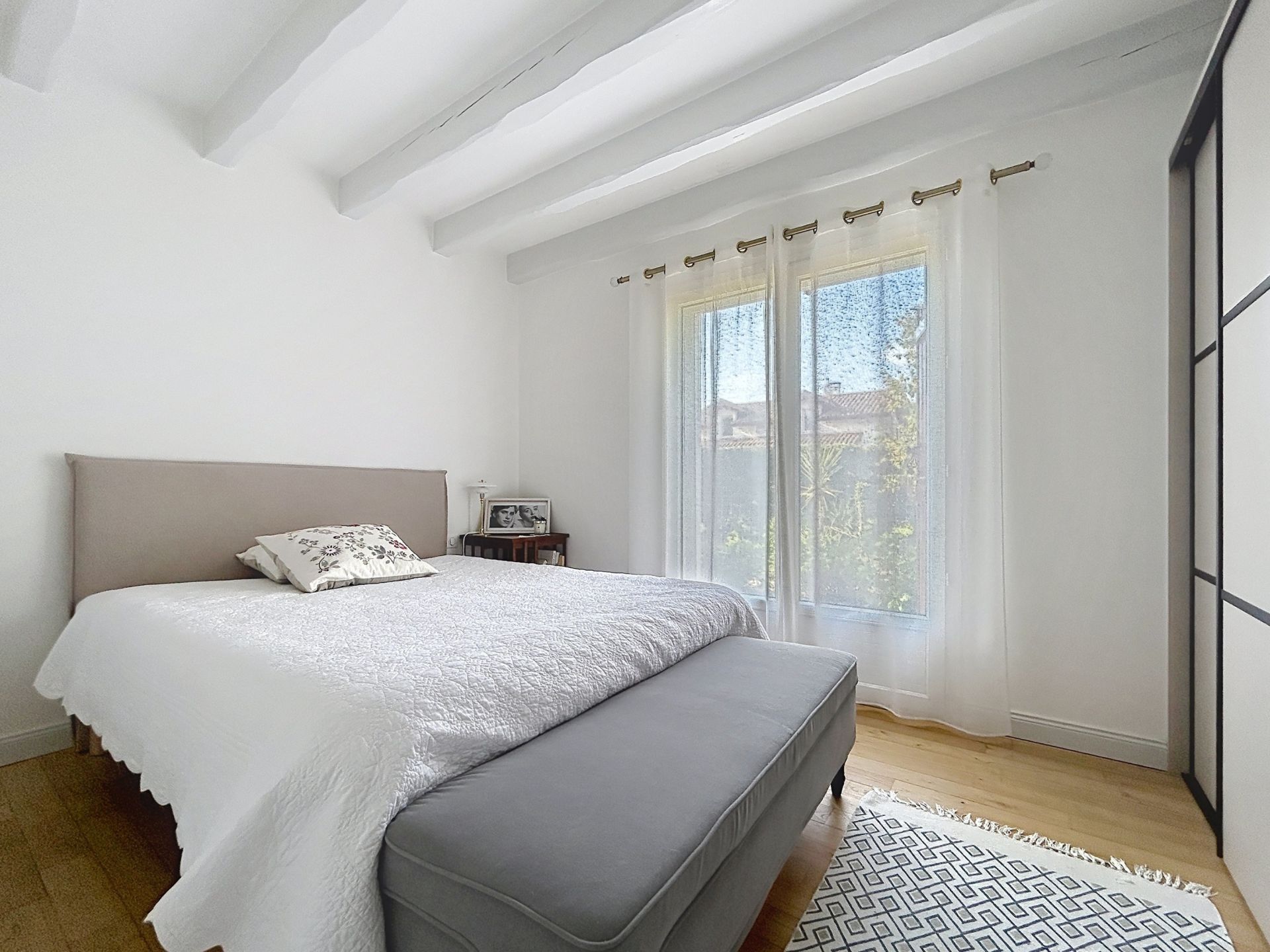 house 7 Rooms for sale on LARRESSORE (64480)