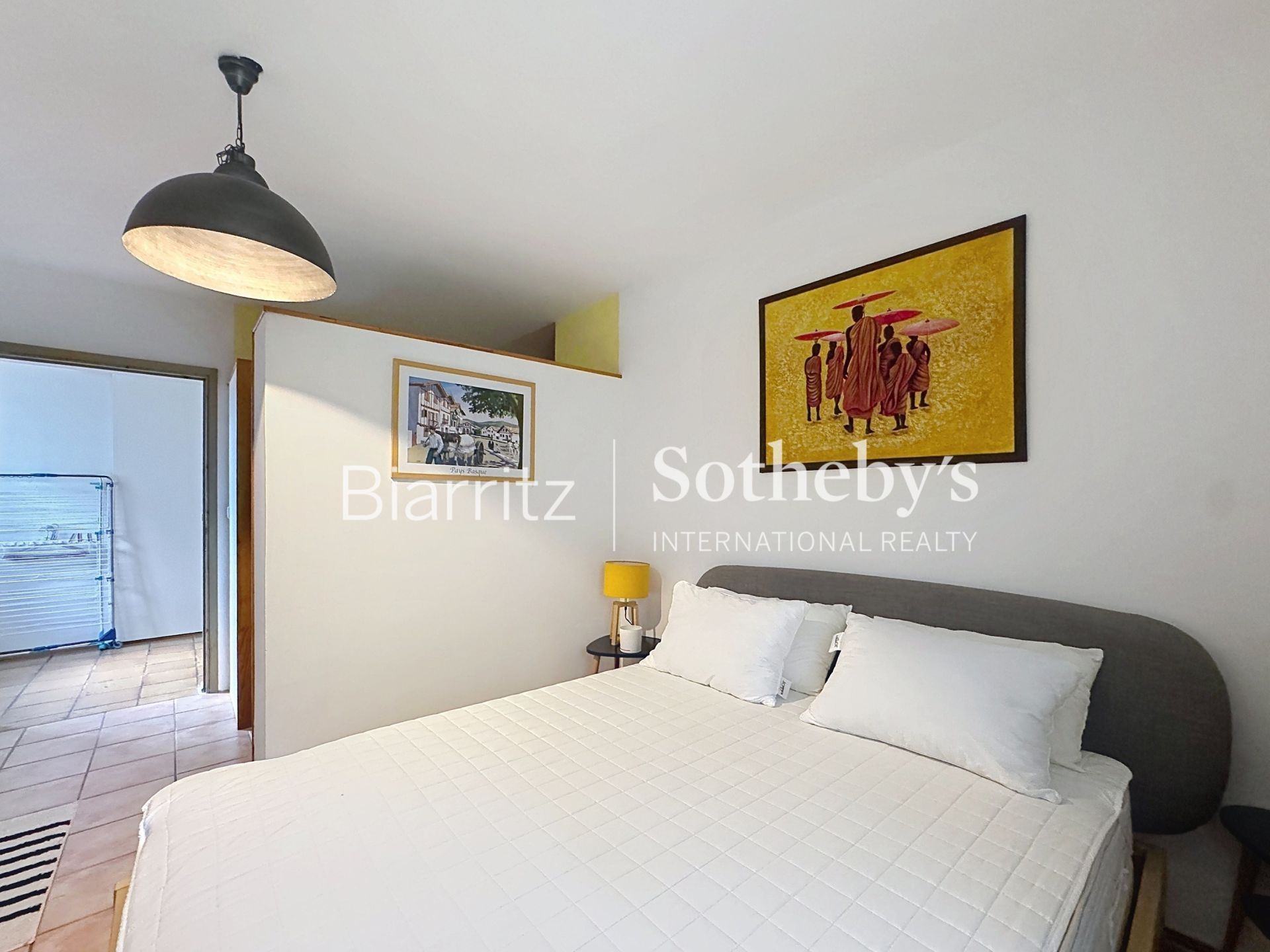 maison 9 Pièces en vente sur ST PEE SUR NIVELLE (64310)