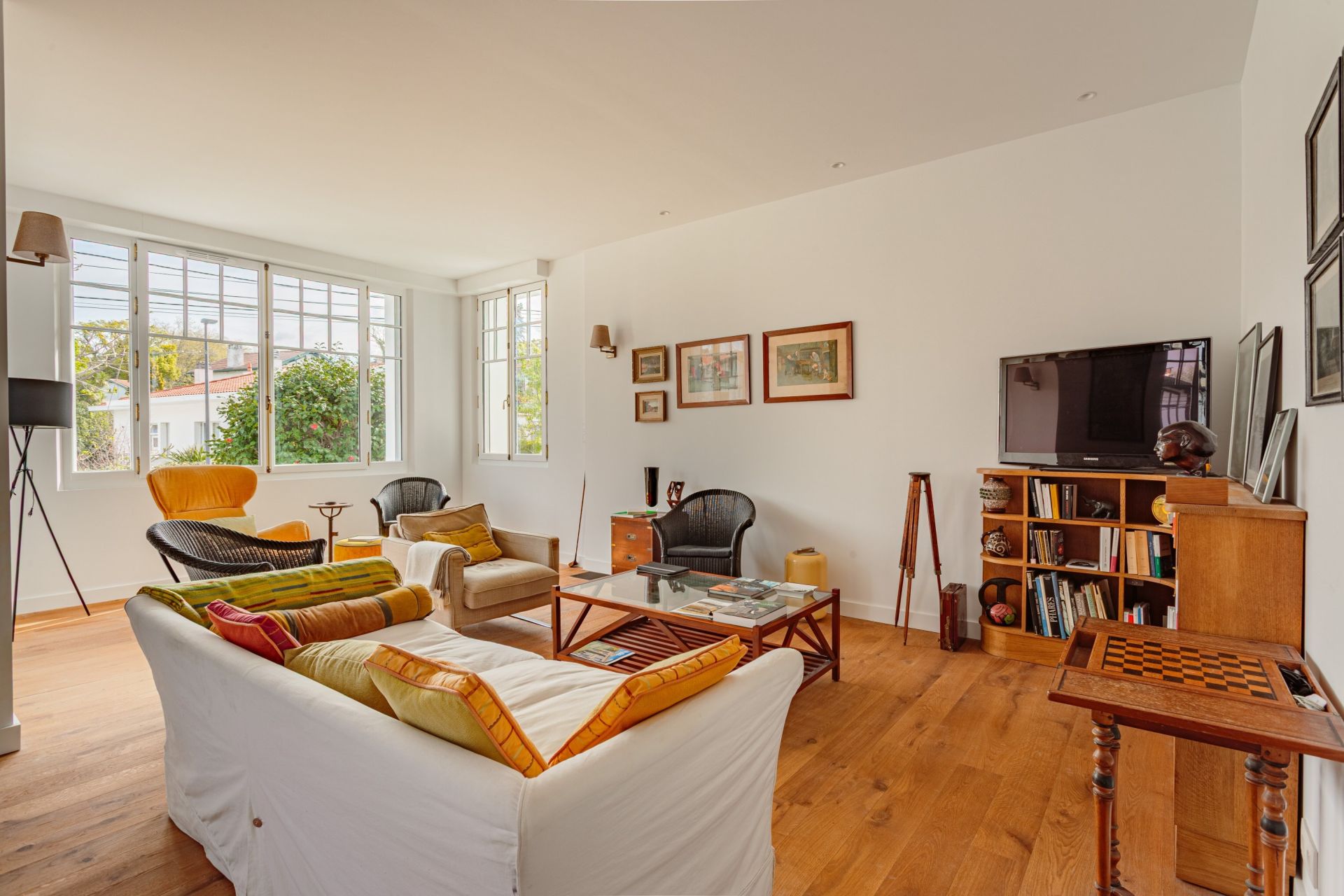 house 8 Rooms for sale on BIARRITZ (64200)