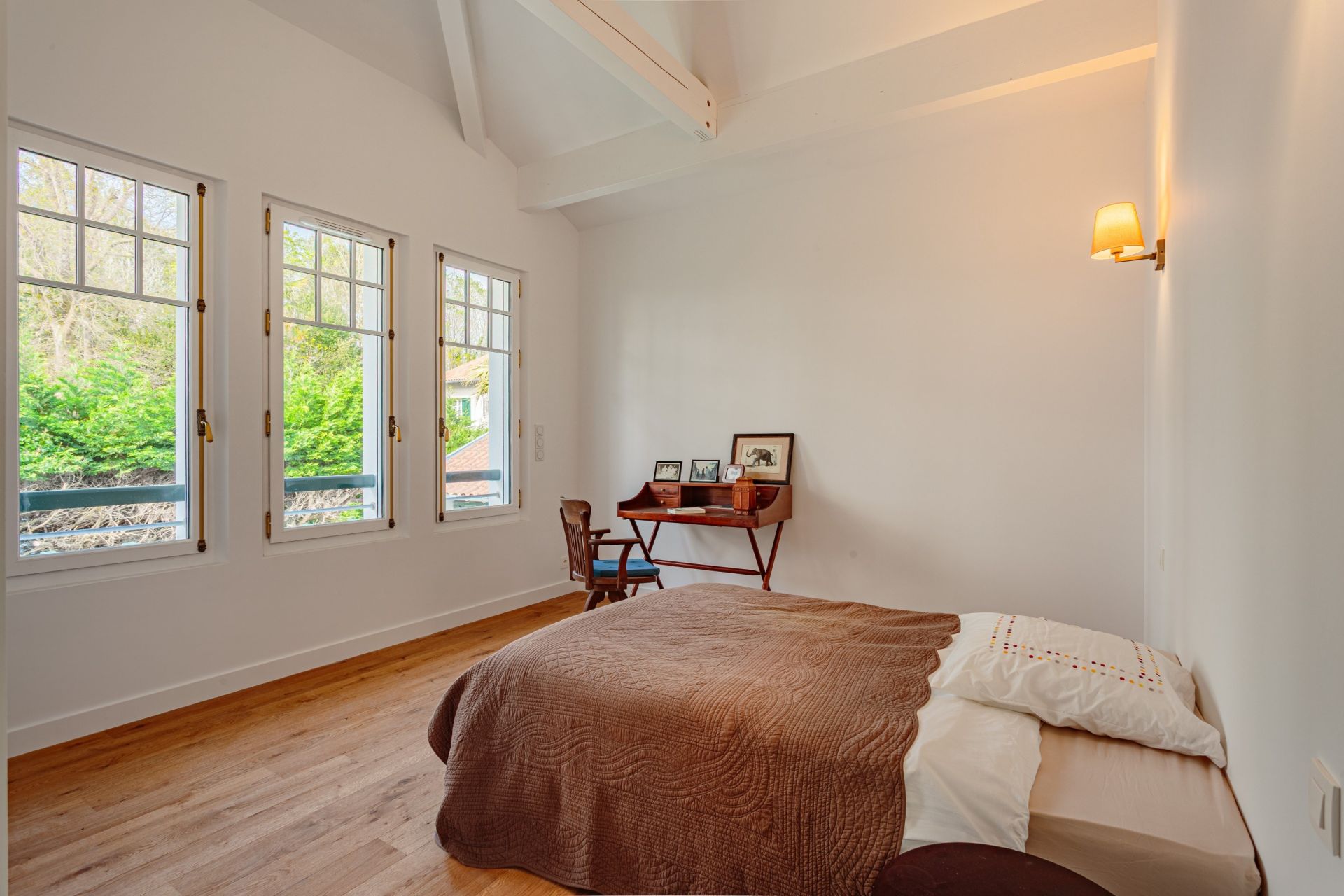 house 8 Rooms for sale on BIARRITZ (64200)