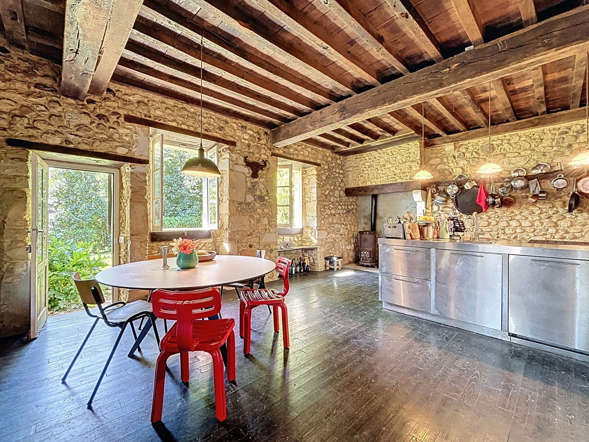 maison 8 Pièces en vente sur ST FAUST (64110)