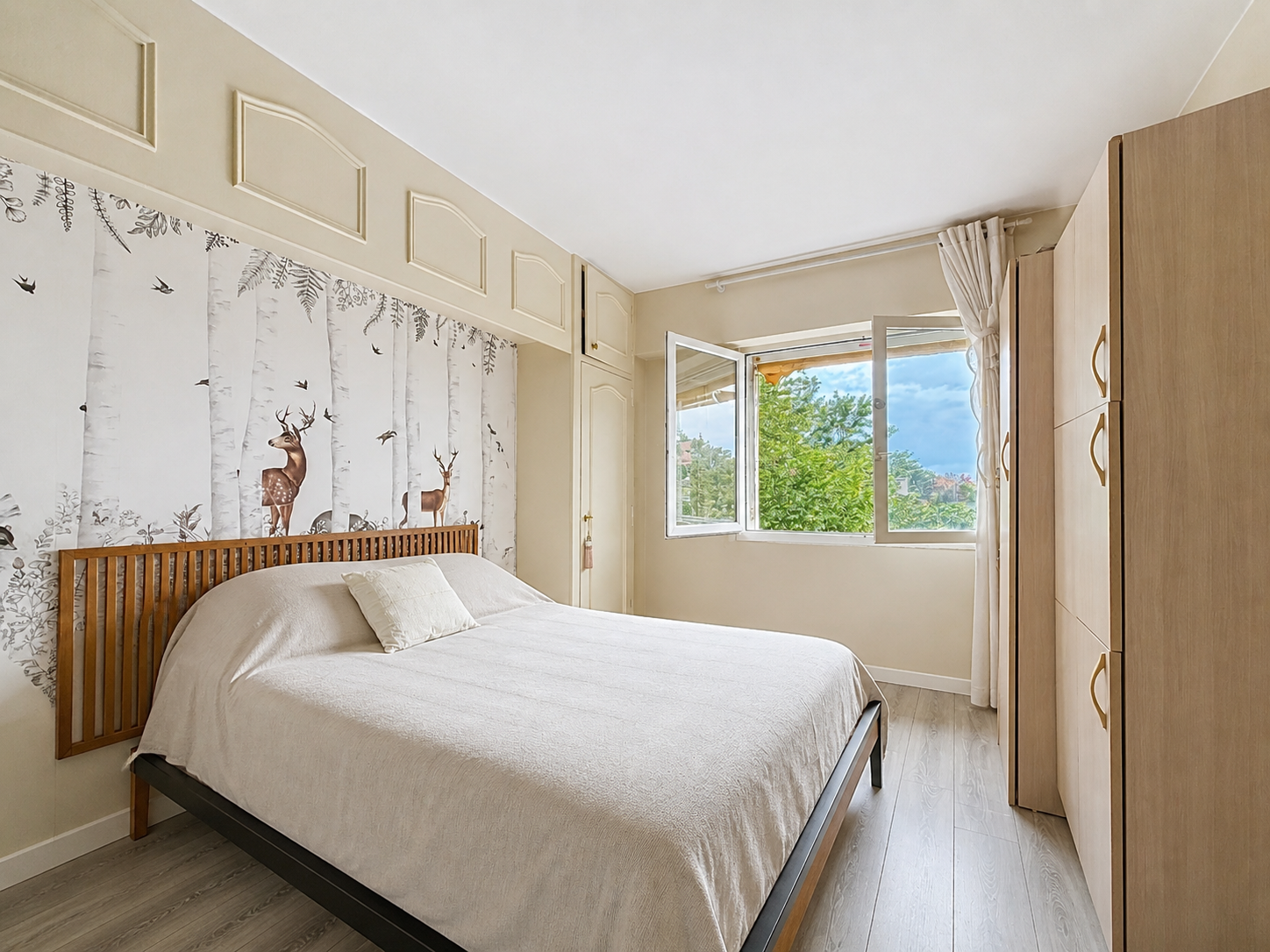 apartment 5 Rooms for sale on BIARRITZ (64200)