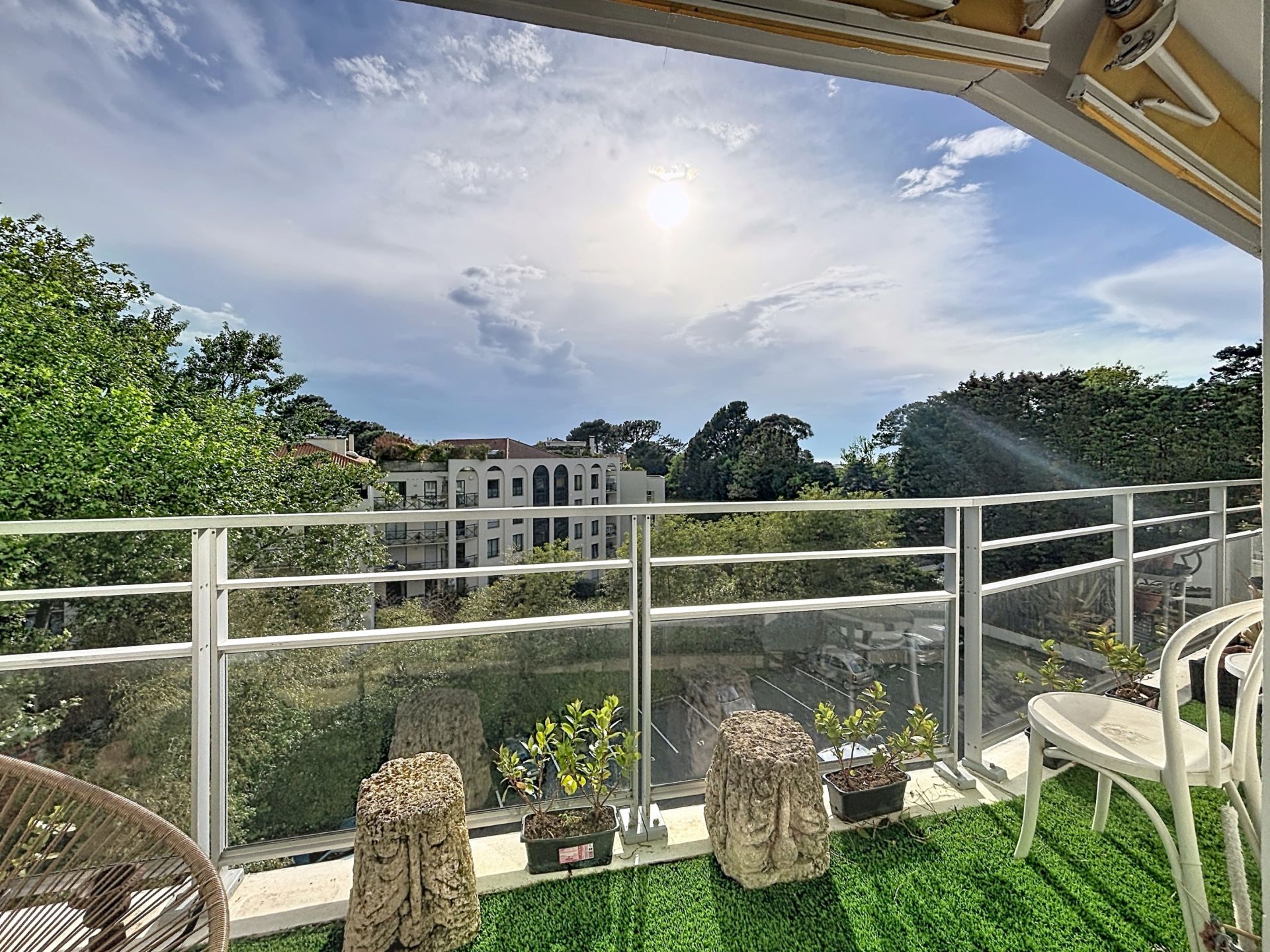 apartment 5 Rooms for sale on BIARRITZ (64200)