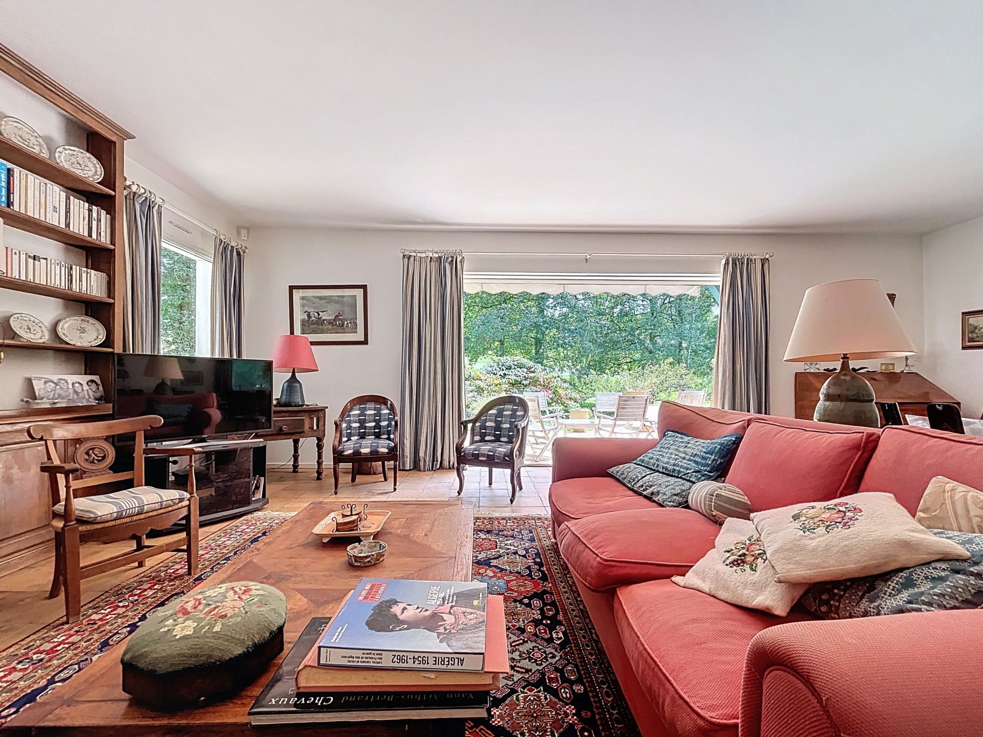 house 7 Rooms for sale on ARCANGUES (64200)