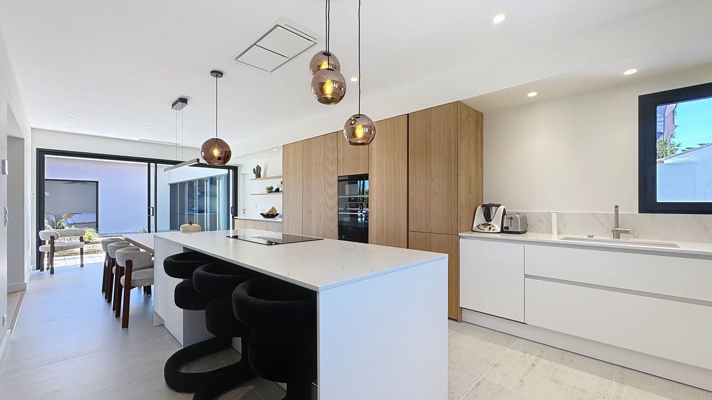 house 8 Rooms for sale on BIDART (64210)