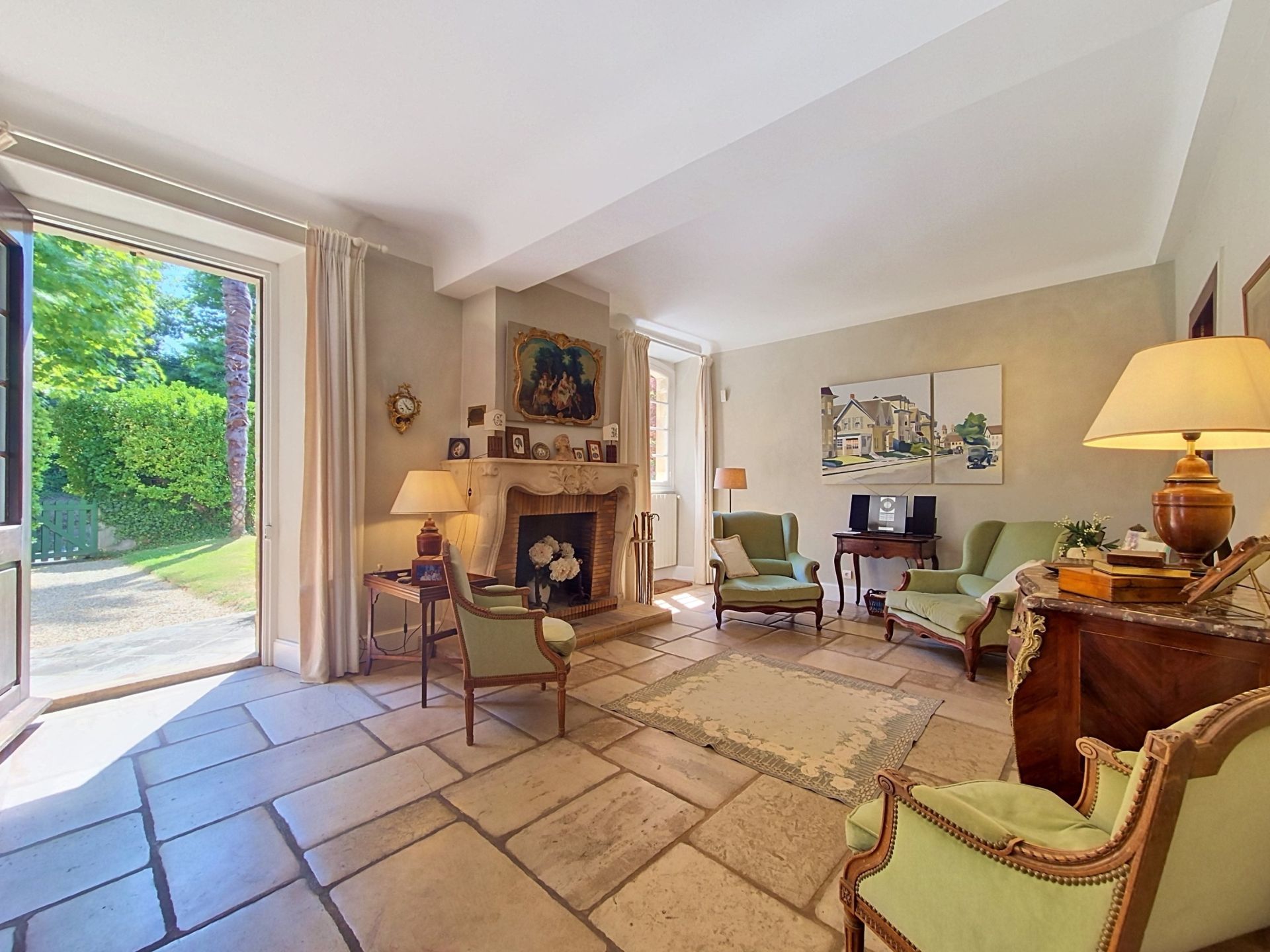 maison 14 Pièces en vente sur SARE (64310)