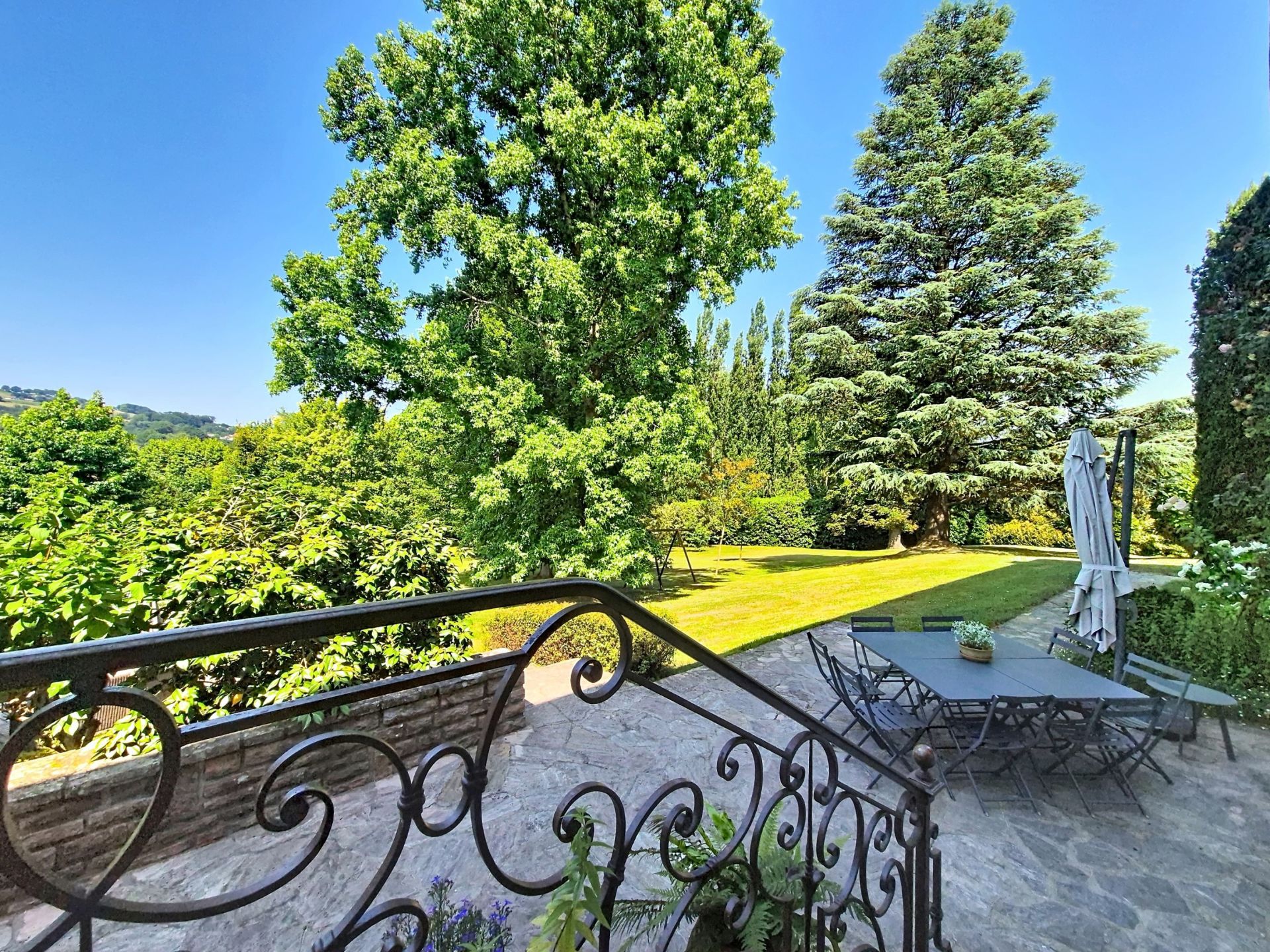 house 14 Rooms for sale on SARE (64310)