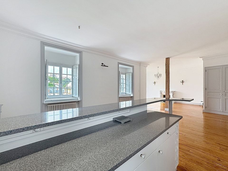 apartment 3 Rooms for sale on BIARRITZ (64200)