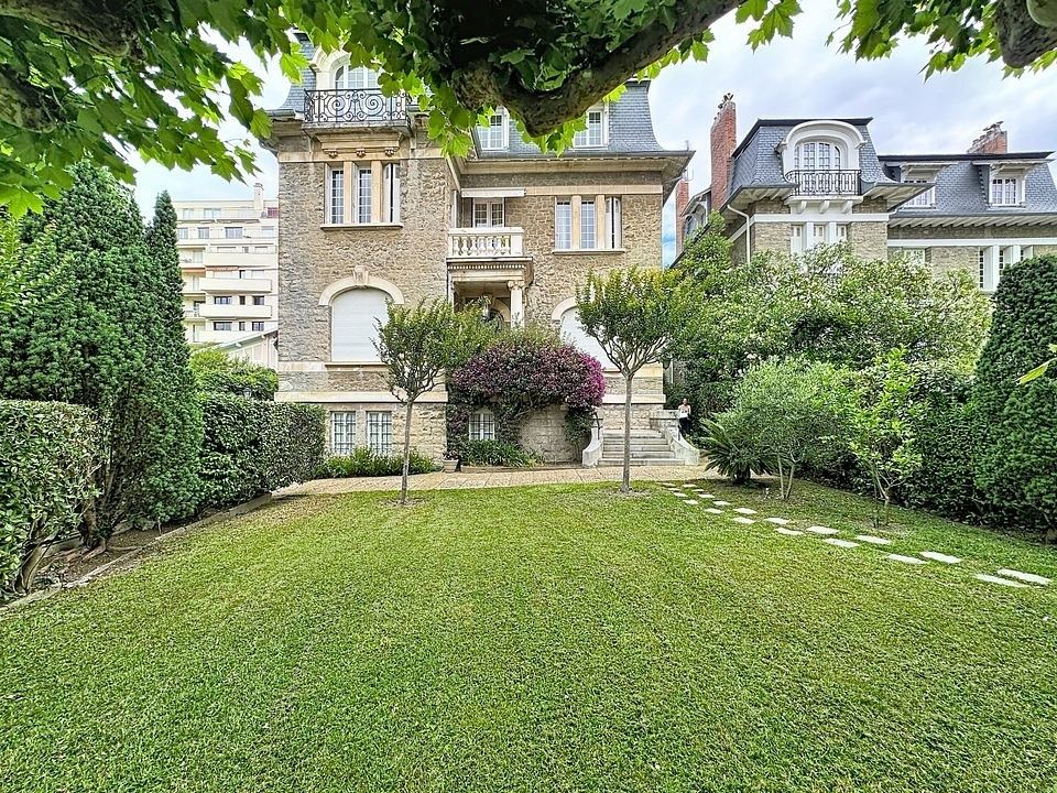 apartment 3 Rooms for sale on BIARRITZ (64200)