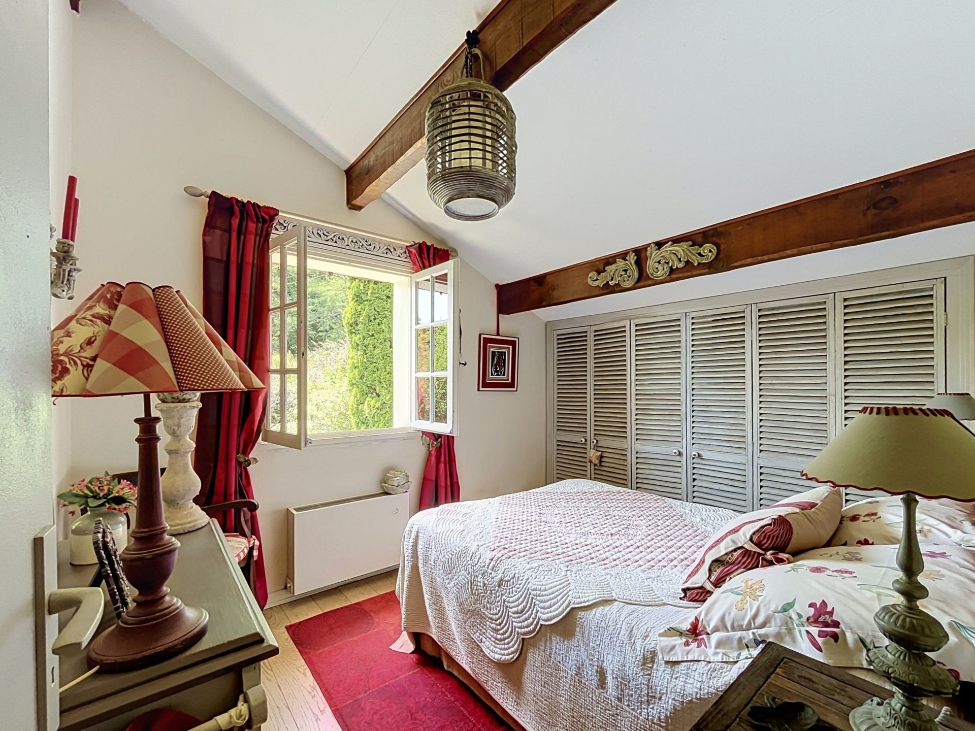 maison 7 Pièces en vente sur ST PEE SUR NIVELLE (64310)