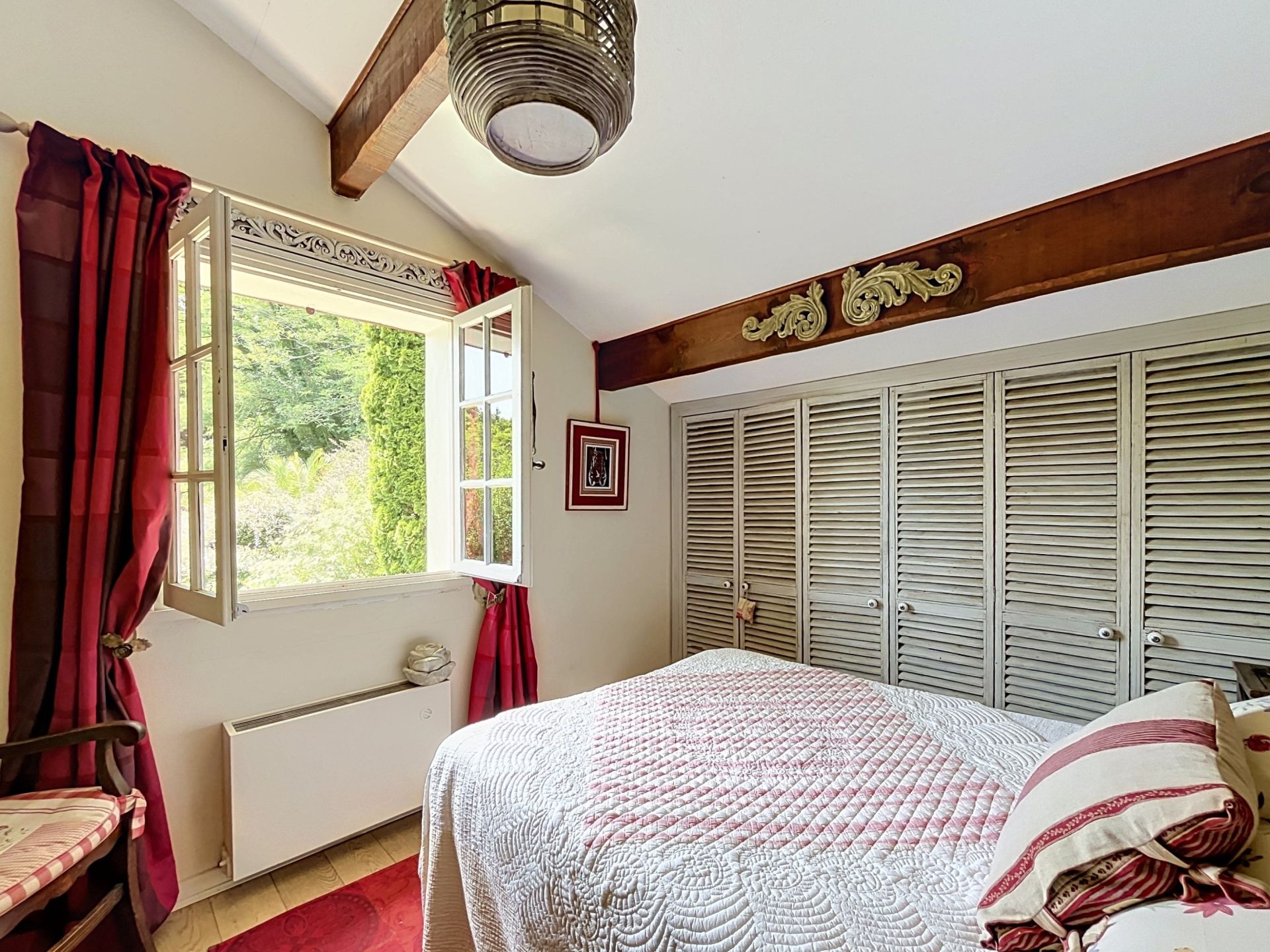 maison 7 Pièces en vente sur ST PEE SUR NIVELLE (64310)