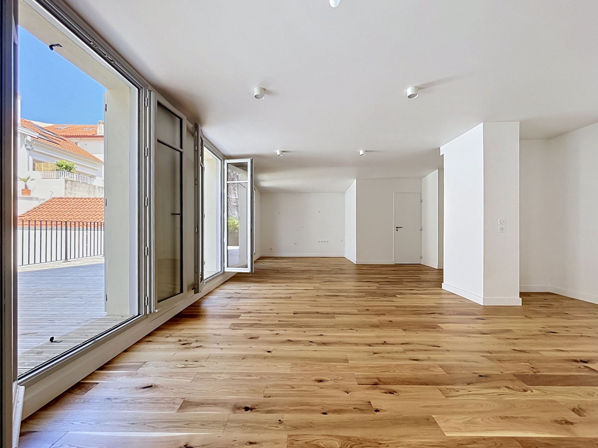 apartment 4 Rooms for sale on BIARRITZ (64200)