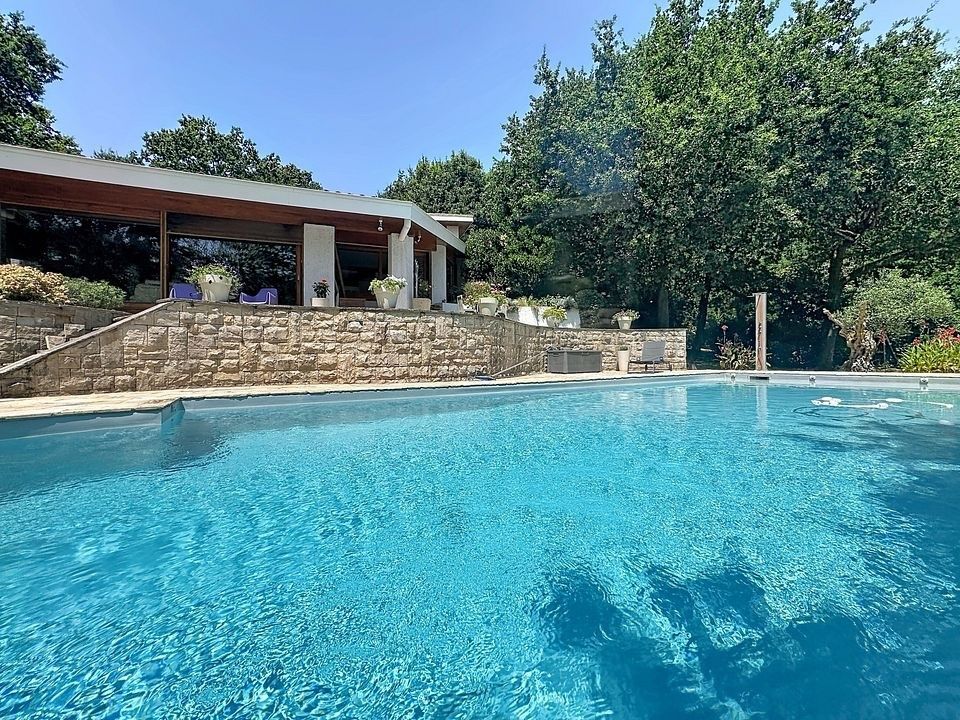 house 7 Rooms for sale on BIDART (64210)