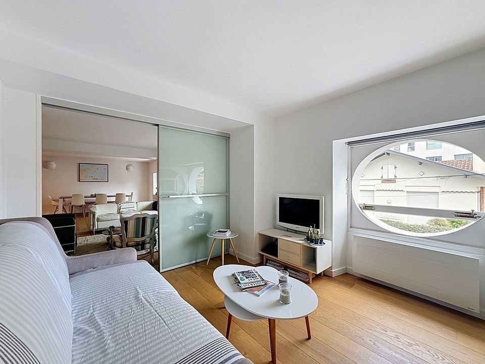 apartment 4 Rooms for sale on BIARRITZ (64200)