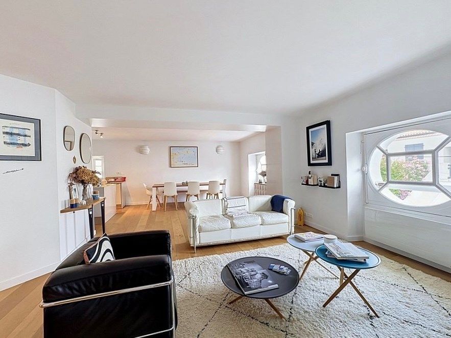 apartment 4 Rooms for sale on BIARRITZ (64200)