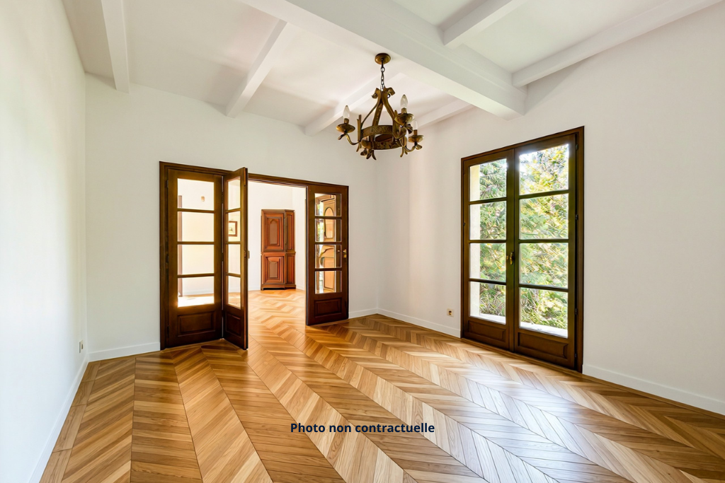 house 10 Rooms for sale on CIBOURE (64500)
