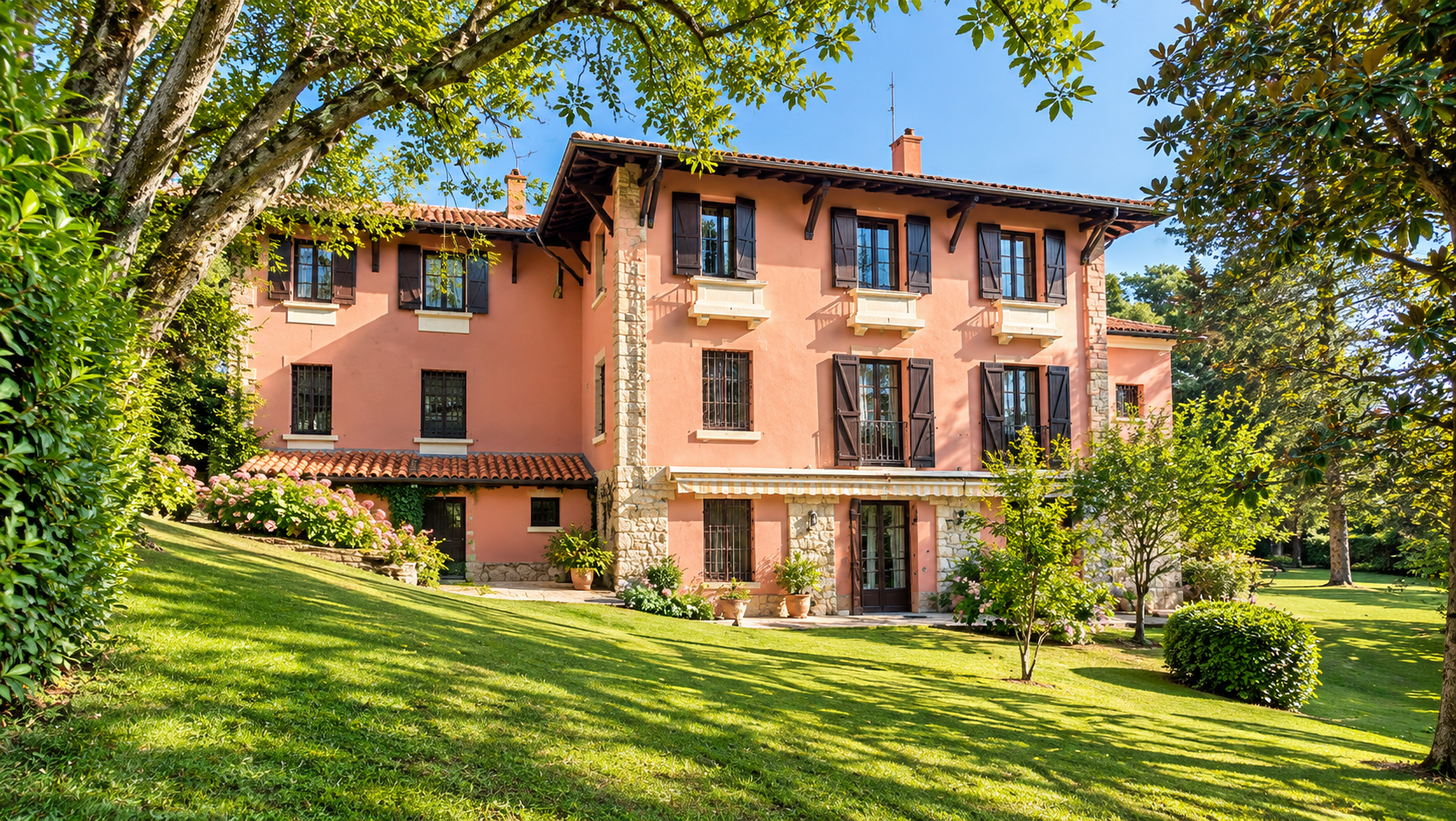 maison 10 Pièces en vente sur ANGLET (64600)