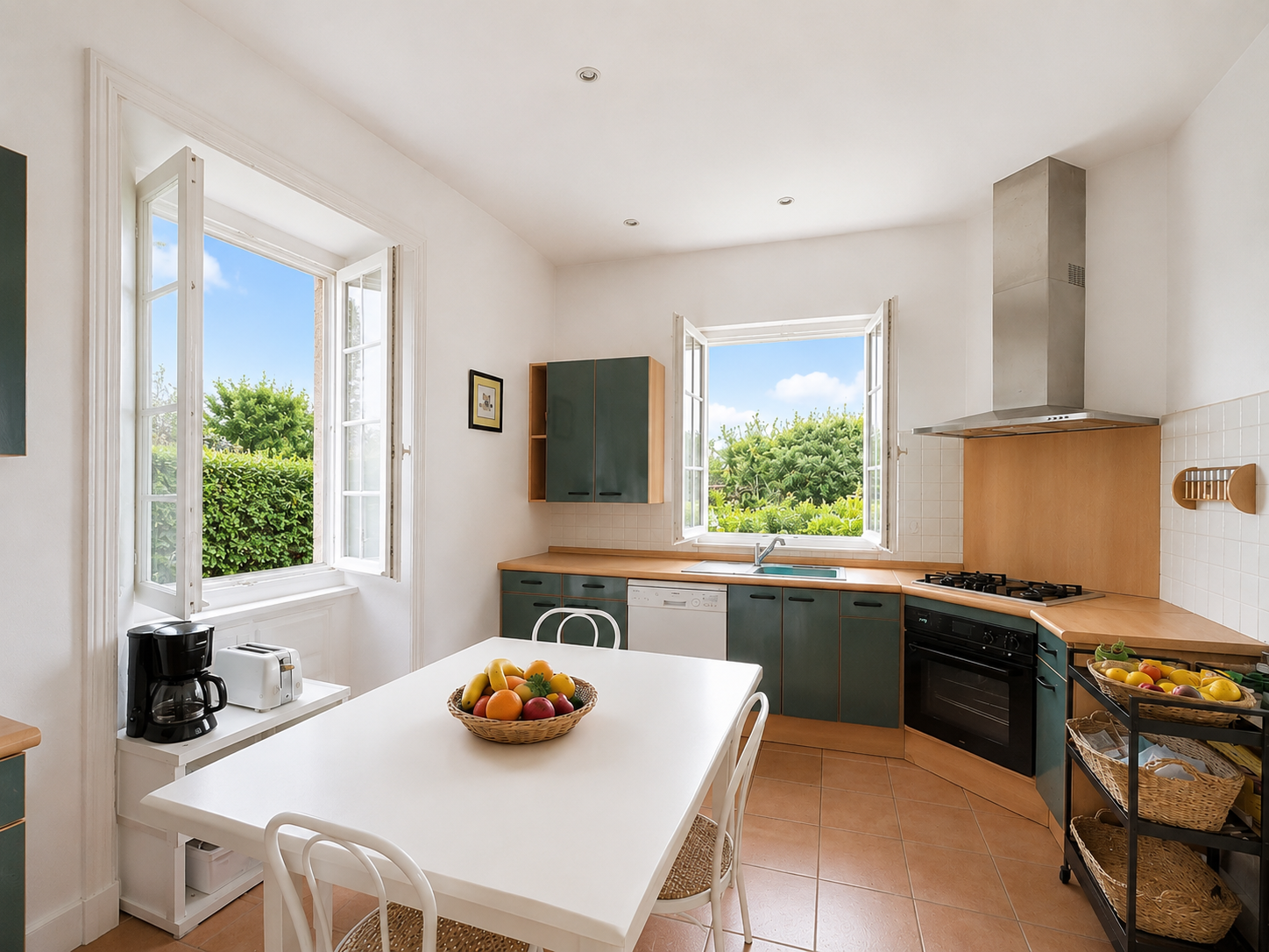 mansion 7 Rooms for sale on BIARRITZ (64200)